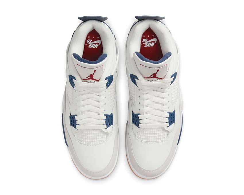 Air Jordan 4 Retro SB «Navy»