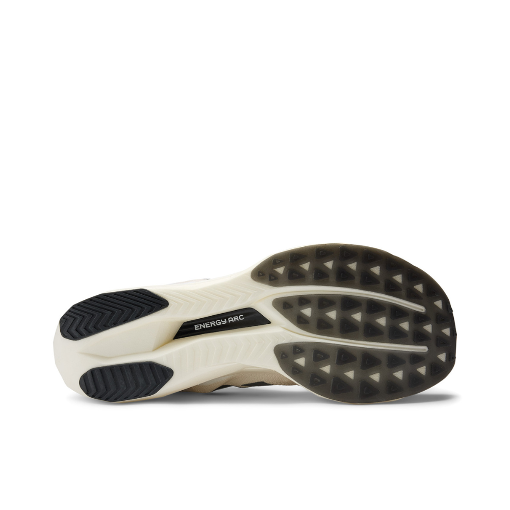 FuelCell SuperComp Elitev5 (B) Women's :Linen | White and Gold Metallic