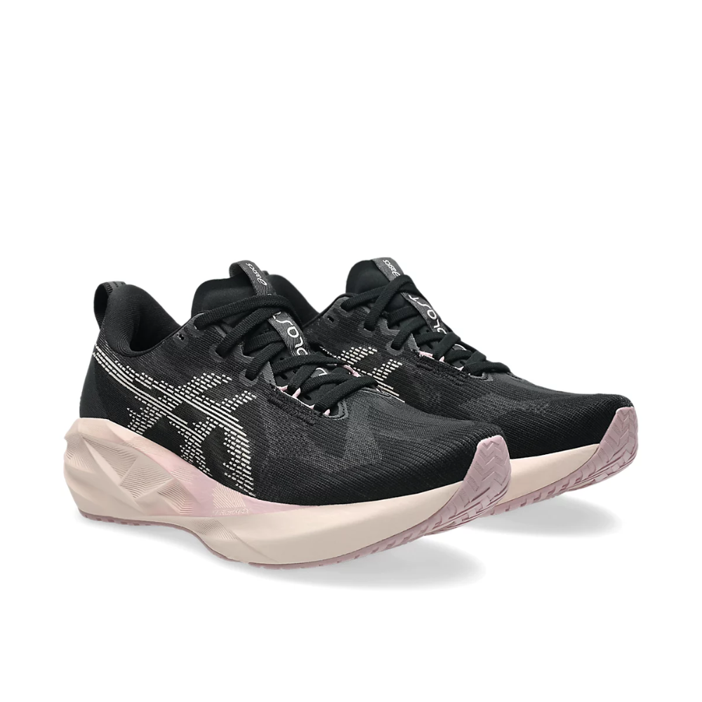 Novablast 5 Women's :Black | Pearl Pink
