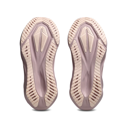 Novablast 5 Women's :Pearl Pink | Morganite