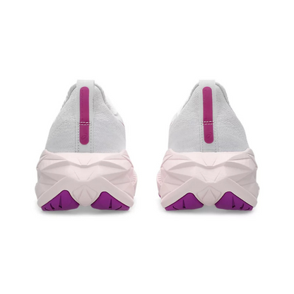 Novablast 4 Women's :White | Soothing Sea