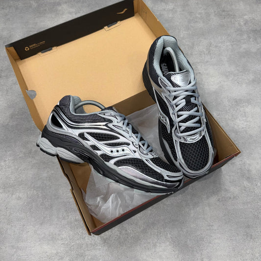 Saucony Pro Grid Omni 9 Black Silver