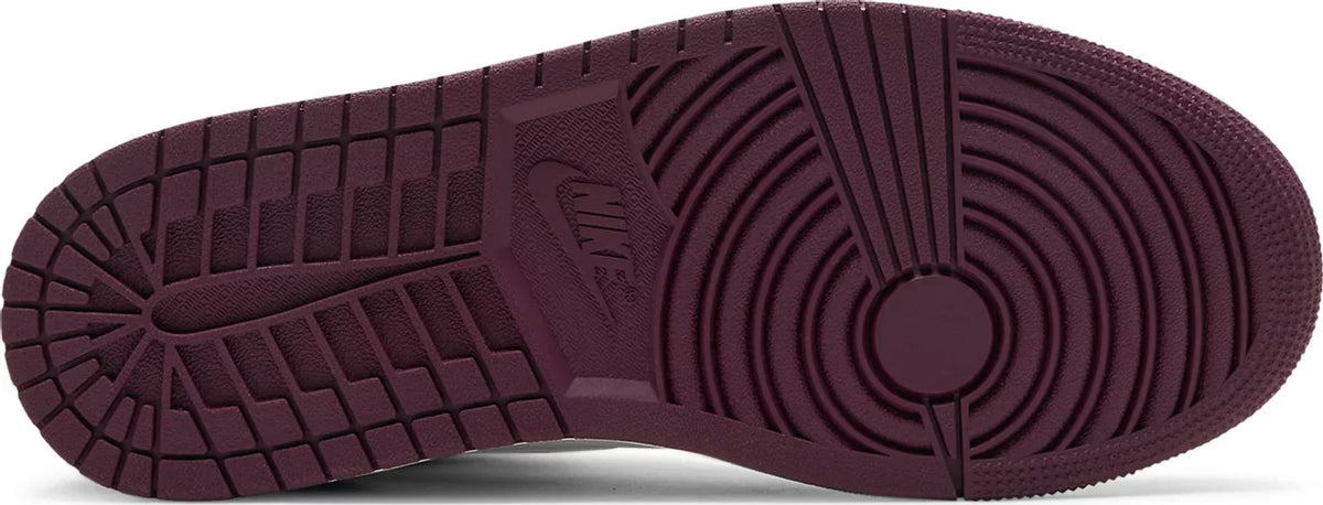 Nike Mens Air Jordan 1 Retro High OG Sneakers - 'Bordeaux'