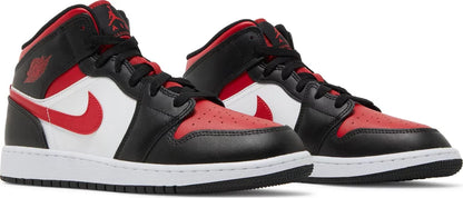 Nike Grade School Womens Air Jordan 1 Mid Sneakers - 'Bred Toe'