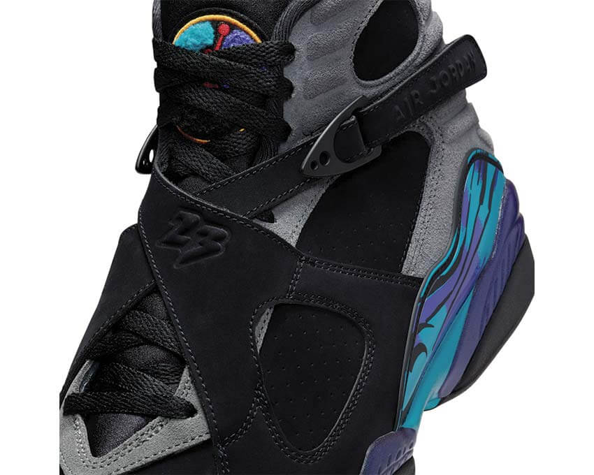 Air Jordan 8 Retro "Aqua"