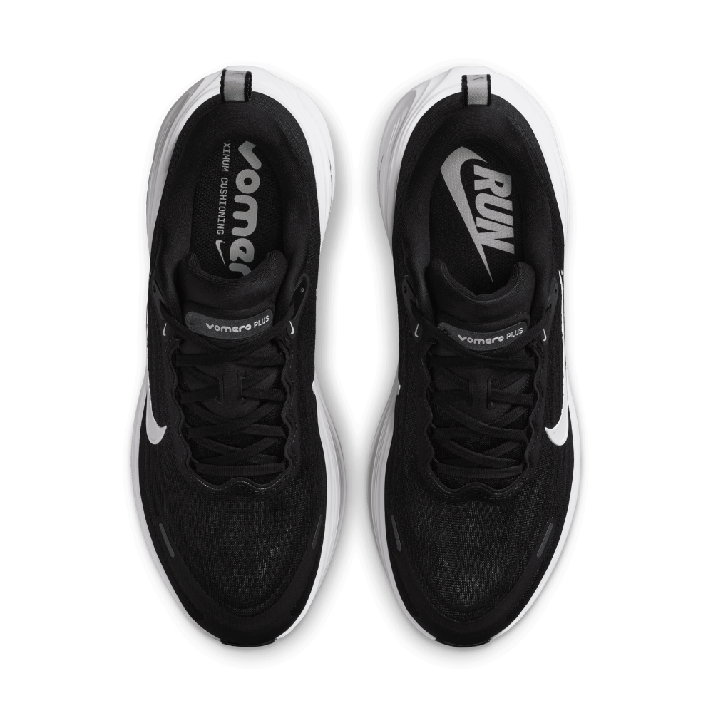 Vomero Plus Men's :Black | White