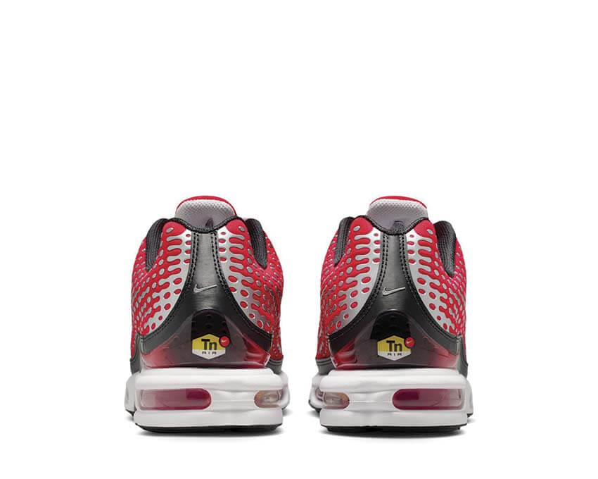 Nike Air Max Plus VII "University Red"