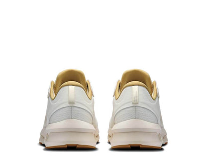 On Cloudzone Moon "Ivory"