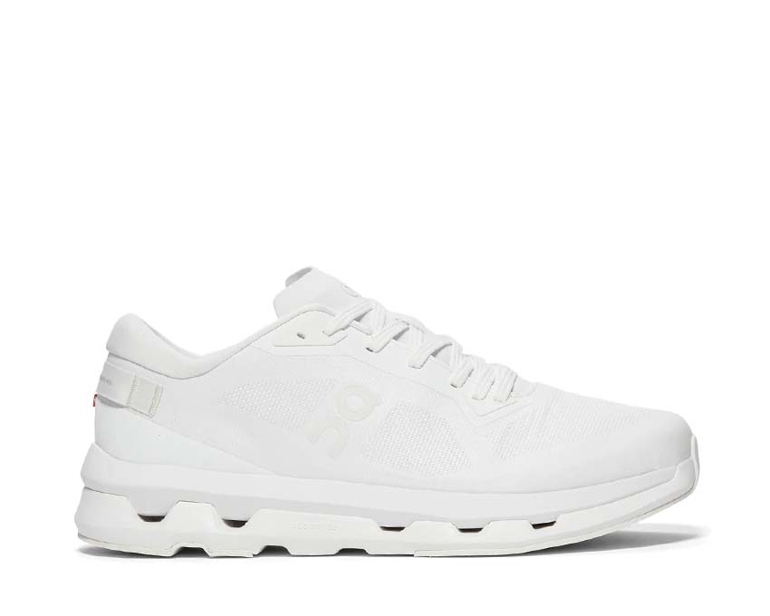 On Cloudzone W "White"