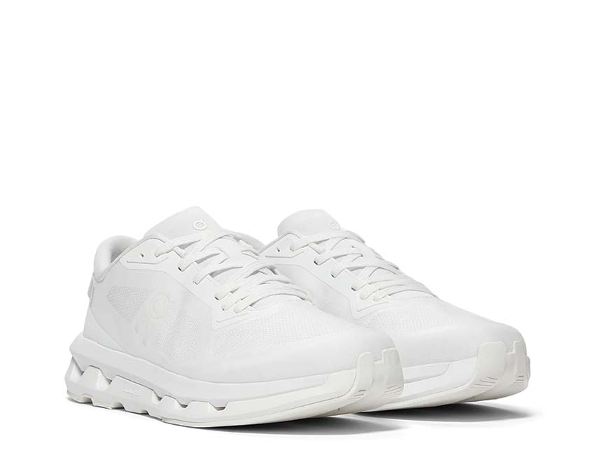On Cloudzone W "White"