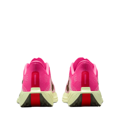 Pegasus Plus Women's :Sequoia | Bright Crimson