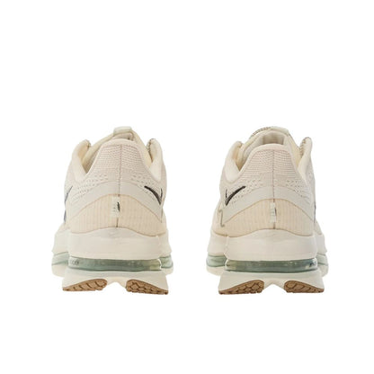 Pegasus Premium Men's :Pale Ivory | Jade Horizon