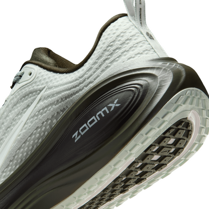 Vomero Plus SE Women's :Barely Green | Sequoia