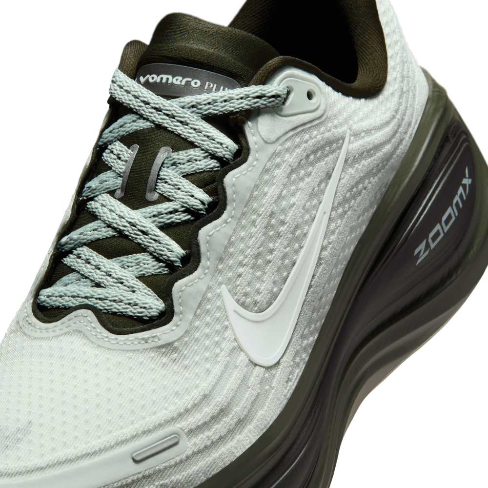 Vomero Plus SE Women's :Barely Green | Sequoia