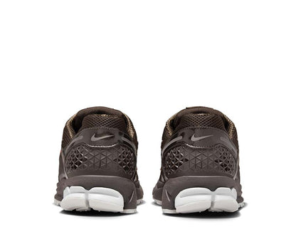 Nike Zoom Vomero 5